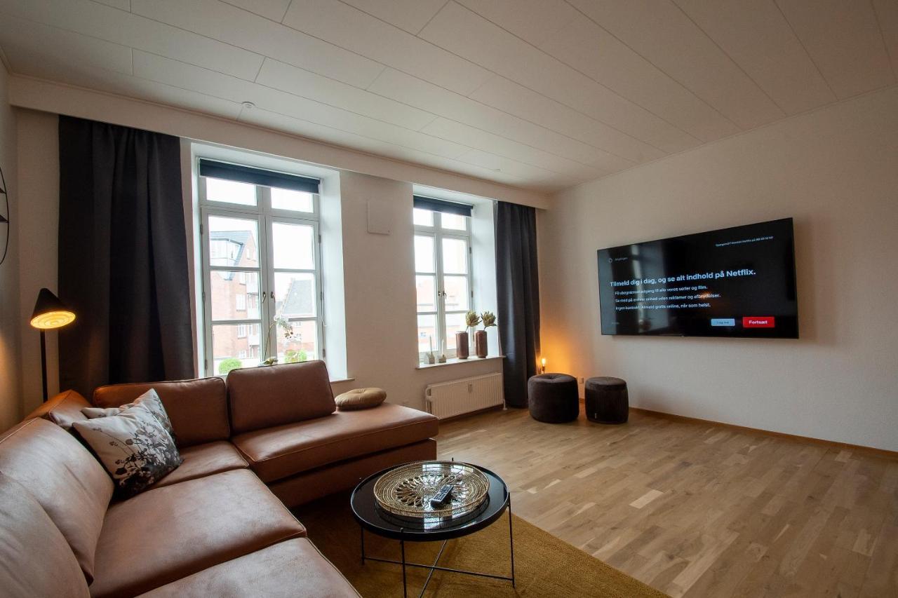 Stylish Two Floor Deluxe Apartment - 2 Bedroom Sønderborg Buitenkant foto